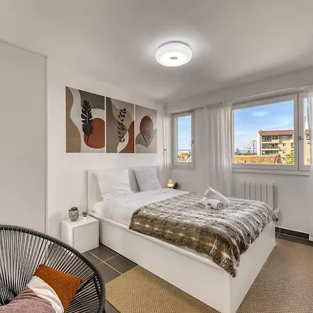 Apartment Zenbnb - Le Star - Colocation - Proche Tramway - Wifi Inclus